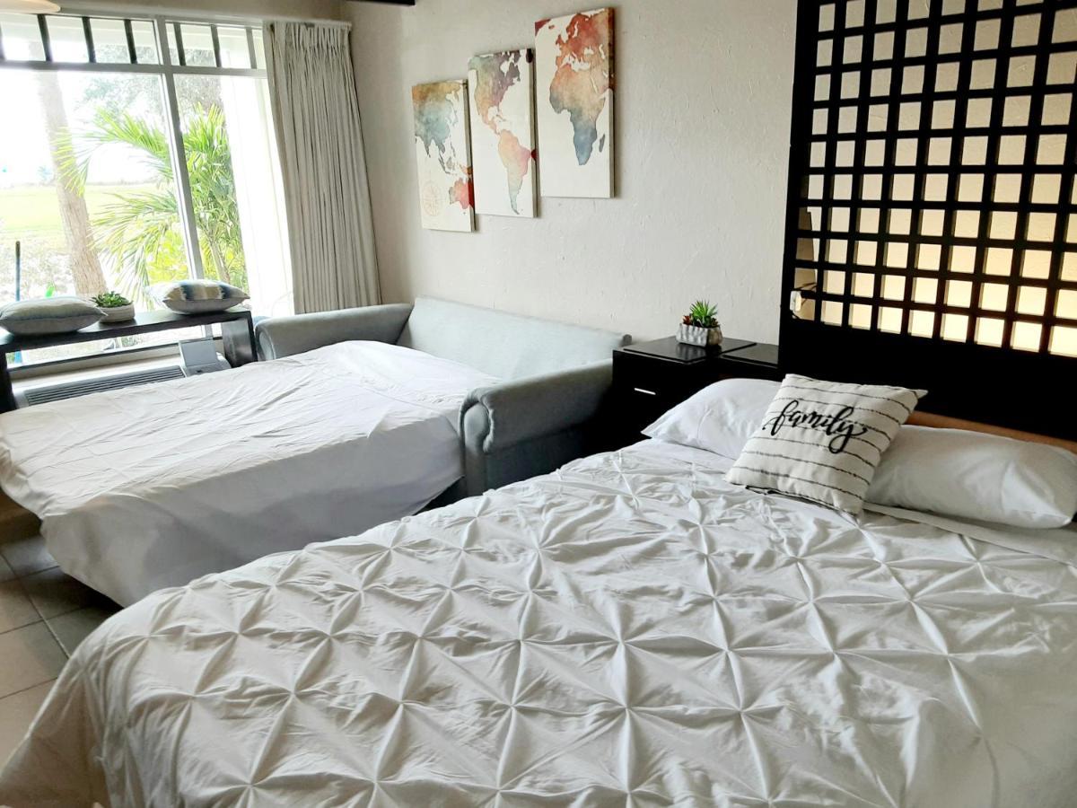 Charming One Bedroom Resort-Style Studio With Pool And Beach Access Раскін Екстер'єр фото